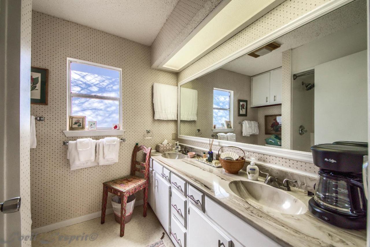 Appartamento Binky'S Nest Fredericksburg Esterno foto